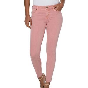 Liverpool Los Angeles • ABBY Skinny Jeans with Cut Hem